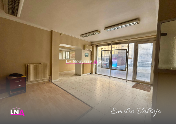 Offres de vente Immeuble Port-la-Nouvelle 11210